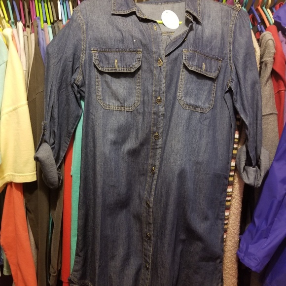 Boutique Dresses - Picture 3 of 3